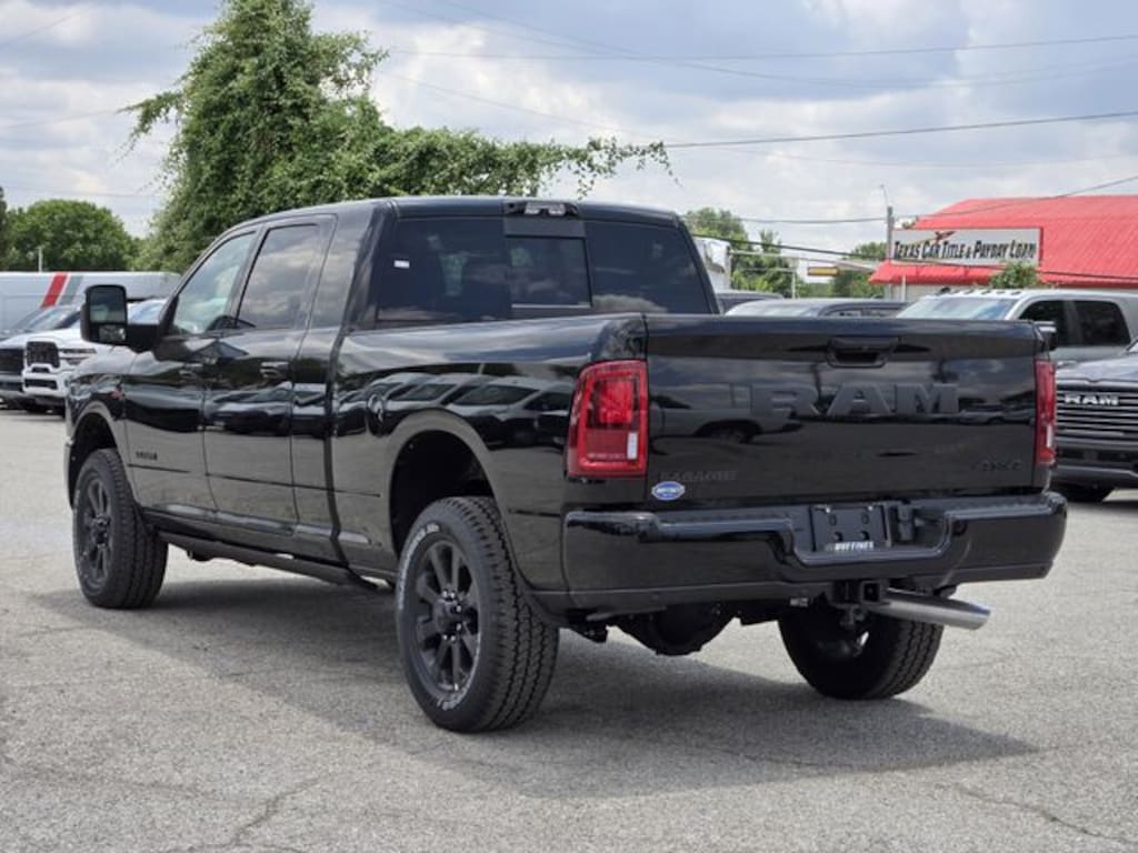New 2026 Ram 3500 LARAMIE MEGA CAB 4X4 6'4 BOX Pickup