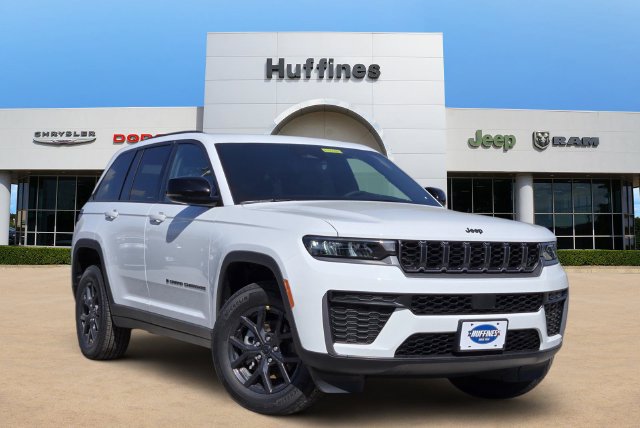 2027 Jeep Grand Cherokee 2 Row LAREDO 4X4 Sport Utility