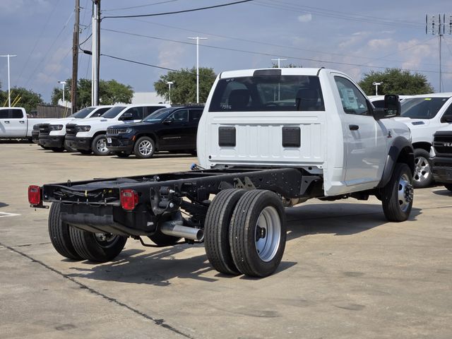 2024 Ram 5500 Tradesman photo 4