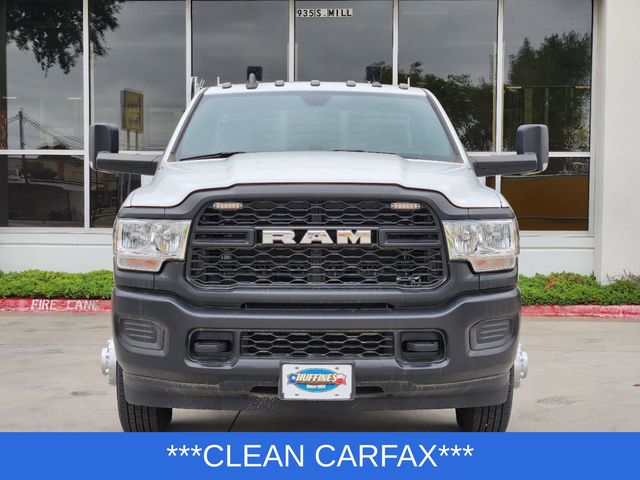 2022 Ram 3500 Tradesman photo 2