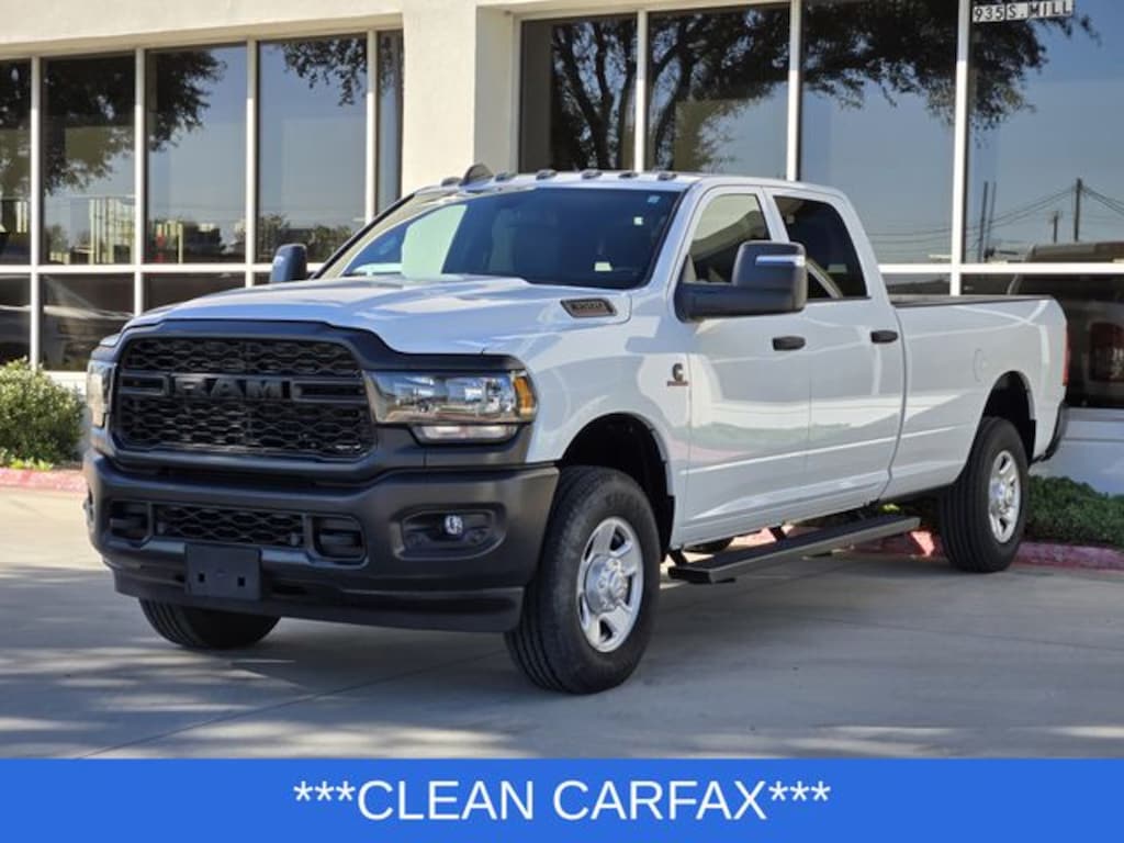 New 2023 Ram 3500 TRADESMAN CREW CAB 4X4 8' BOX Pickup