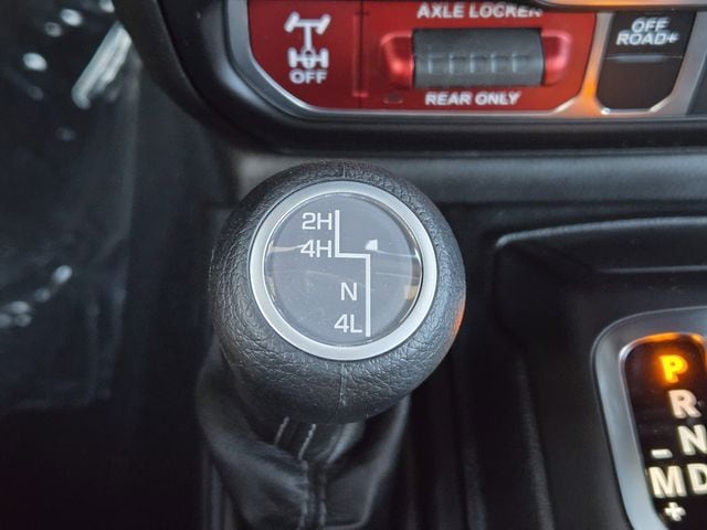 2026 Jeep Wrangler 4-Door Willys - Photo 17