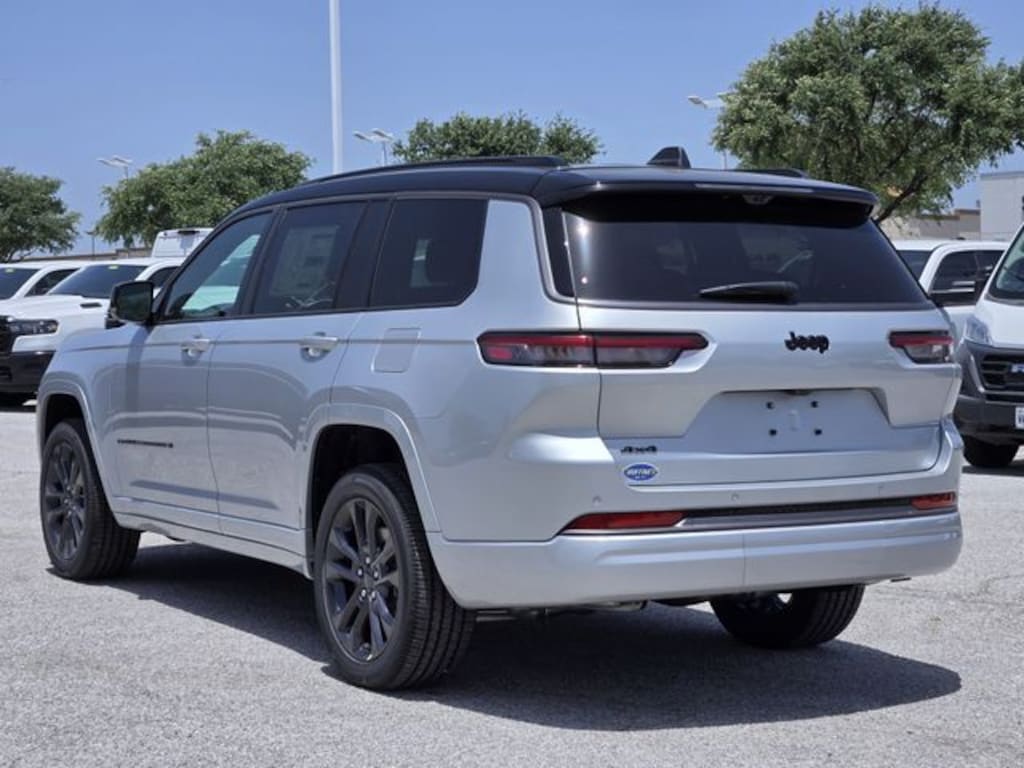 New 2026 Jeep Grand Cherokee LIMITED RESERVE 4X4 Sport Utility