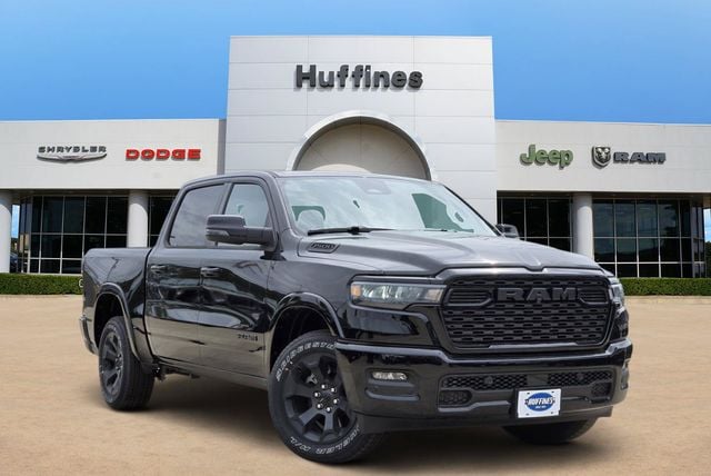 New 2026 Ram 1500 LONE STAR CREW CAB 4X2 5'7 BOX