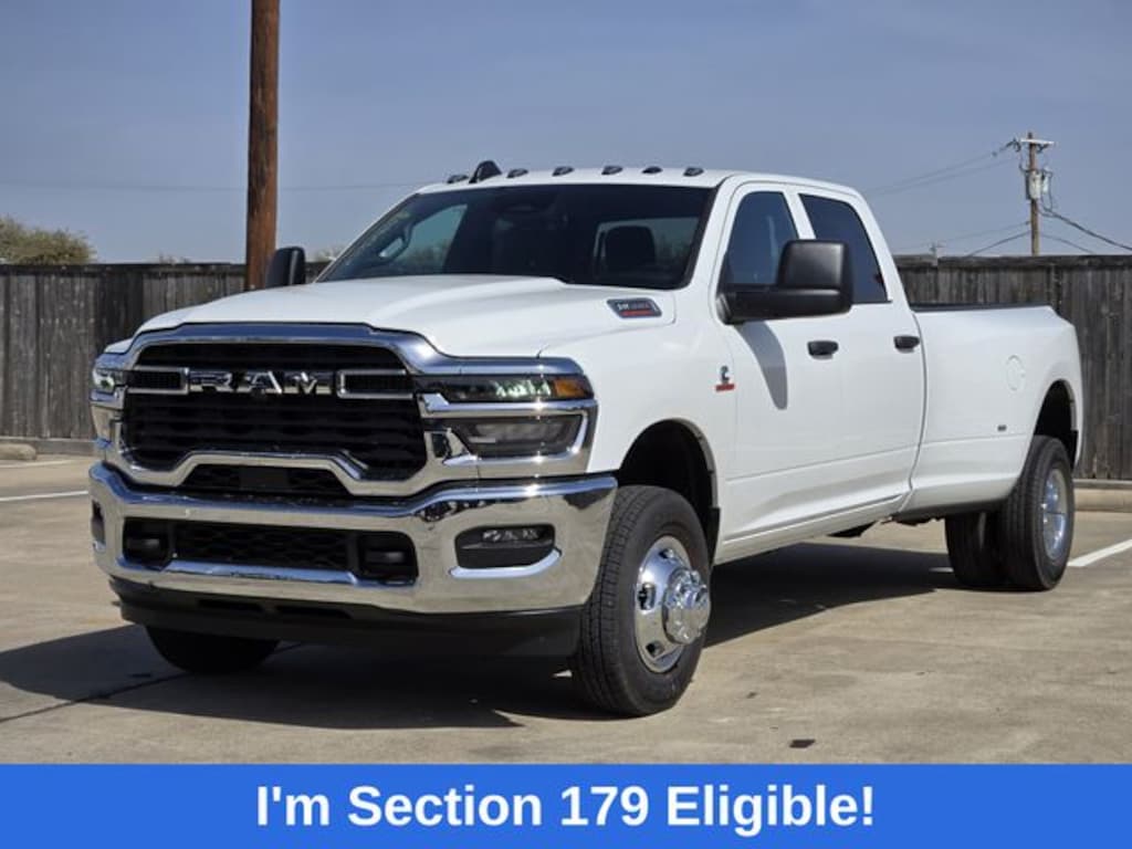 New 2026 Ram 3500 TRADESMAN CREW CAB 4X4 8' BOX Pickup