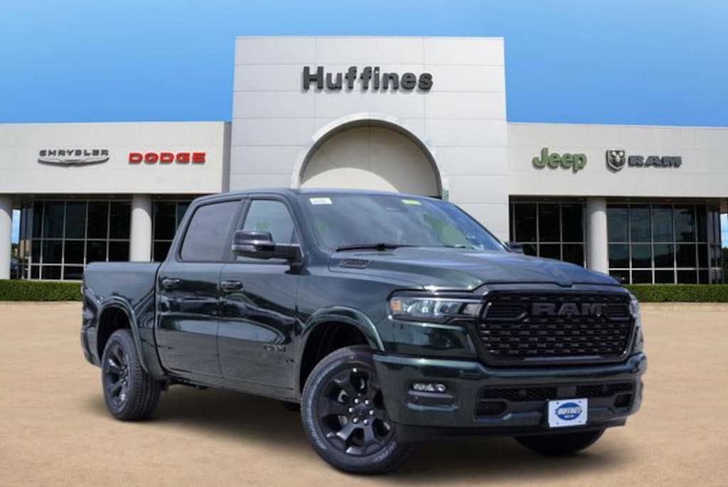 New 2026 Ram 1500 LONE STAR CREW CAB 4X2 5'7 BOX Pickup
