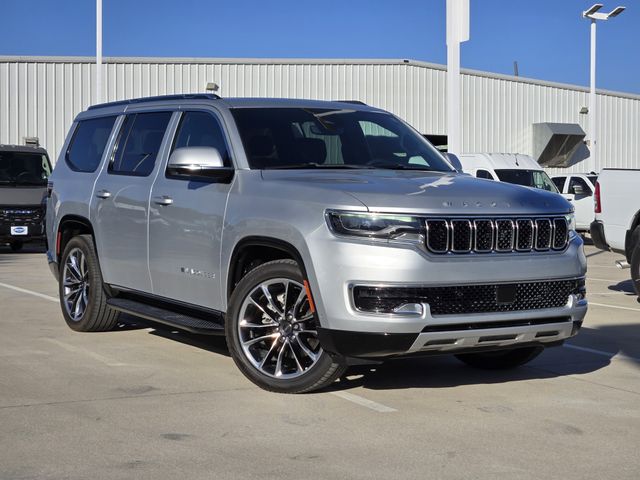 2022 Jeep Wagoneer Series II's photo