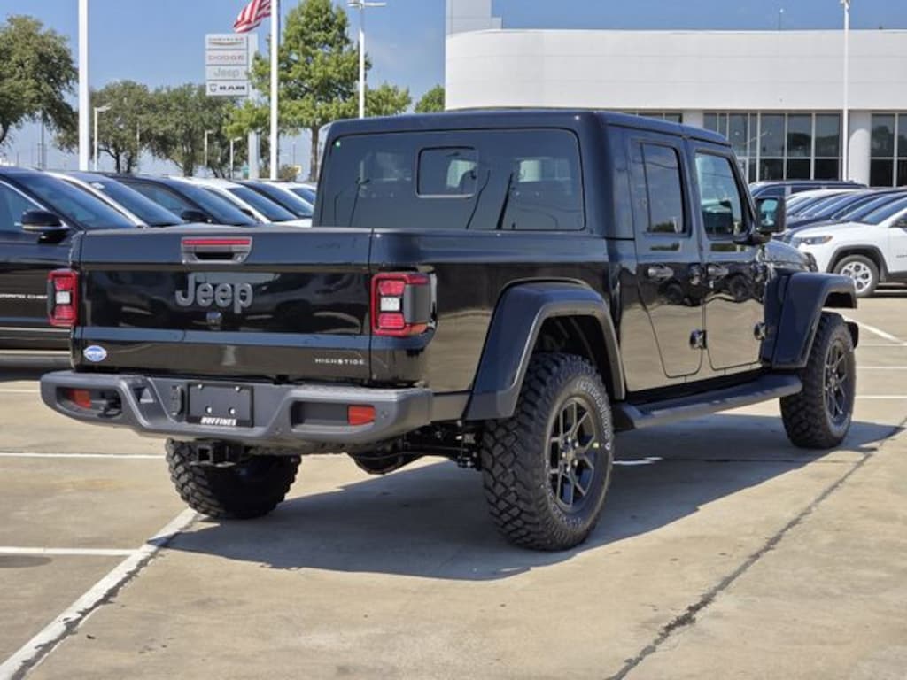 New 2025 Jeep Gladiator HIGH TIDE 4X4 Pickup