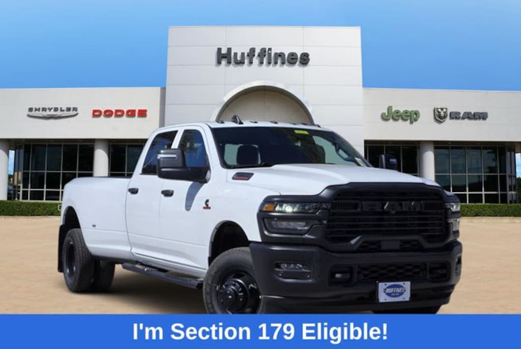 New 2026 Ram 3500 TRADESMAN CREW CAB 4X4 8' BOX Pickup