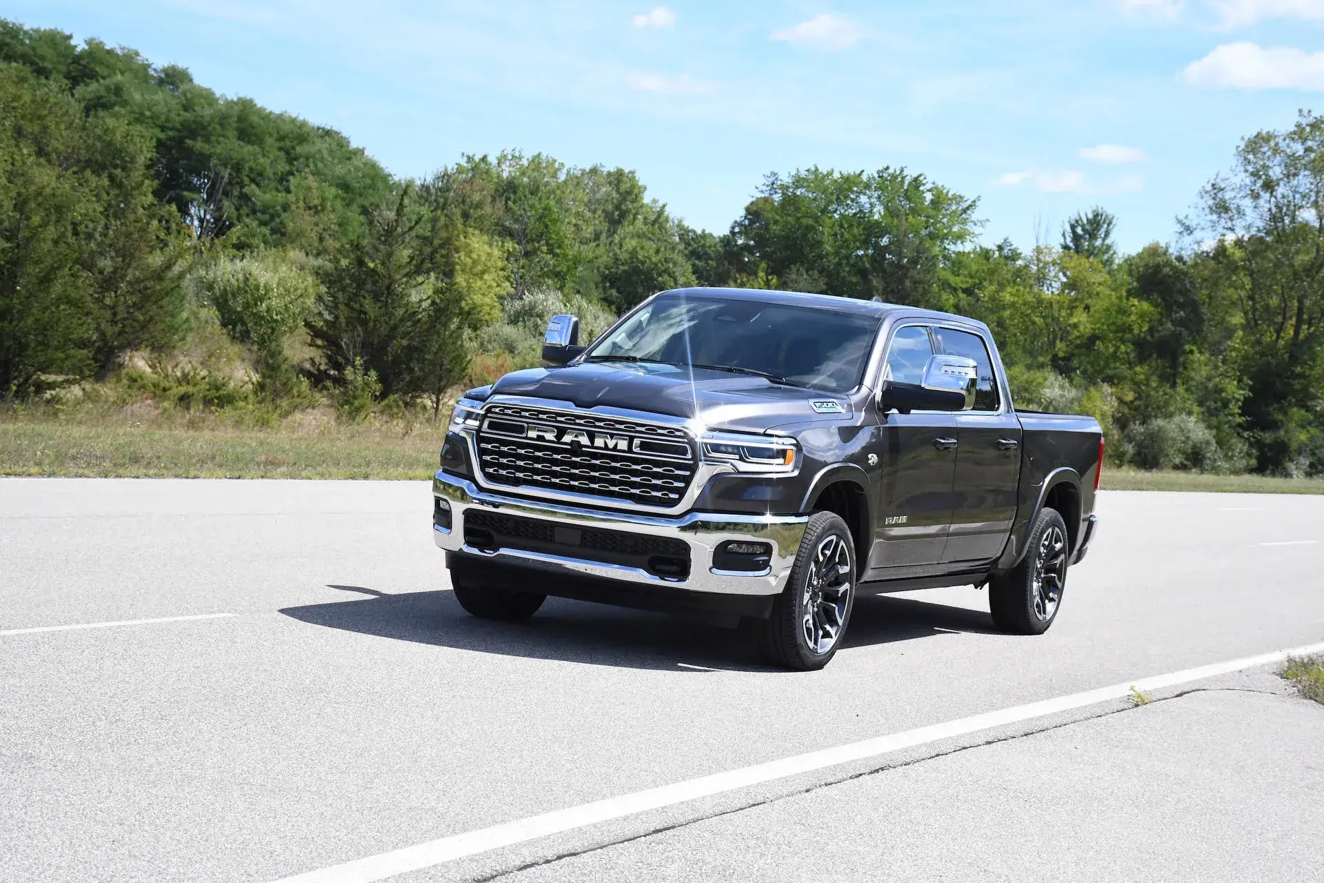 2026 RAM 1500 HEMI V8
