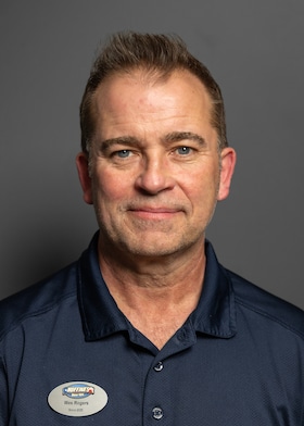 Staff member Wes Rogers from e90c983cd823