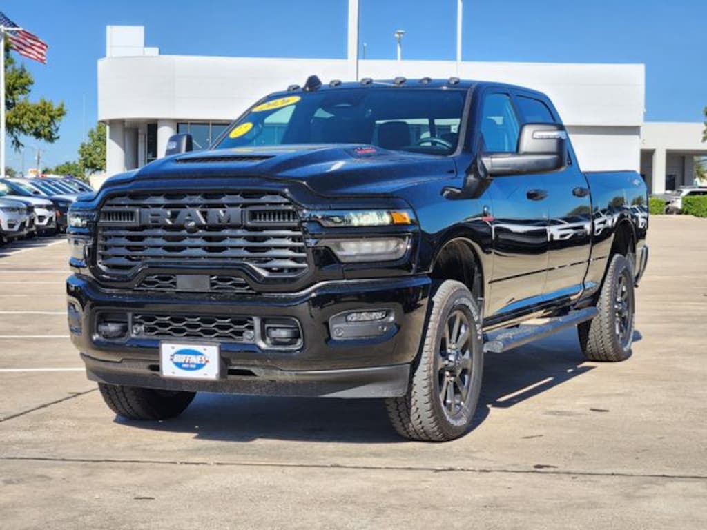 New 2026 Ram 2500 BLACK EXPRESS CREW CAB 4X4 6'4 BOX Pickup