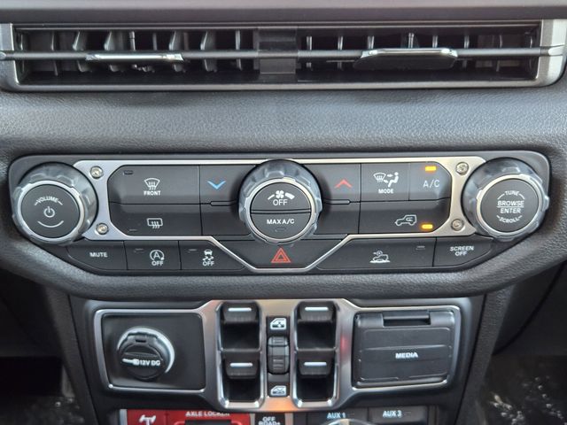 2026 Jeep Wrangler 4-Door Willys - Photo 15