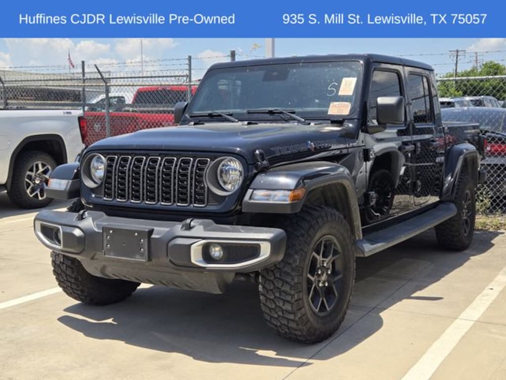 Certified 2025 Jeep Gladiator Texas Trail Truck