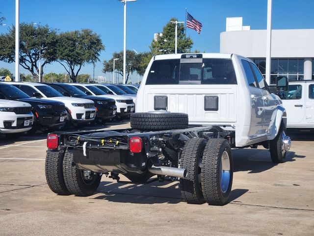 2026 Ram 5500 photo 4