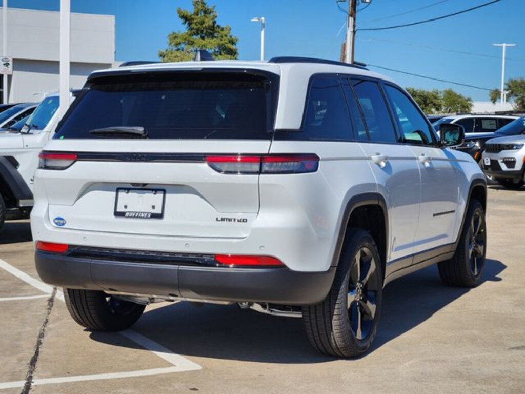 New 2025 Jeep Grand Cherokee LIMITED 4X2 Sport Utility