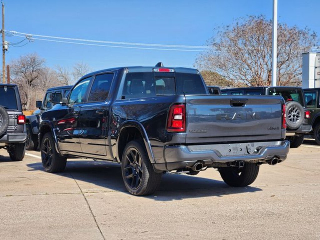 New 2026 Ram 1500 LARAMIE CREW CAB 4X4 5'7 BOX Pickup