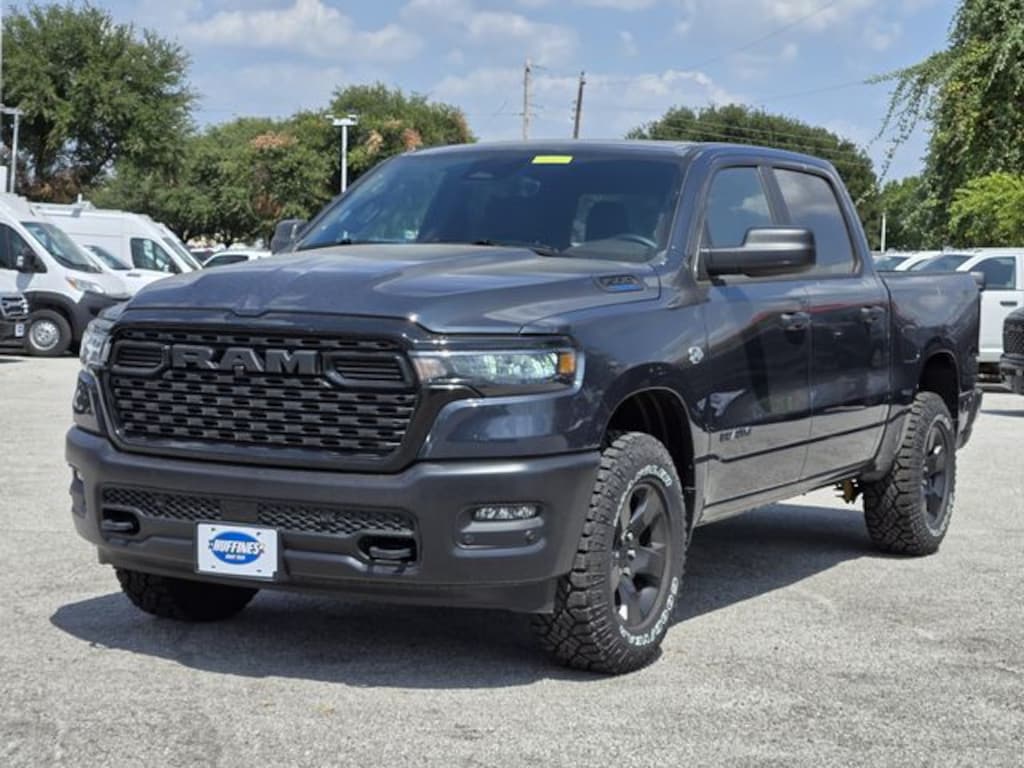 New 2026 Ram 1500 WARLOCK CREW CAB 4X4 5'7 BOX Pickup