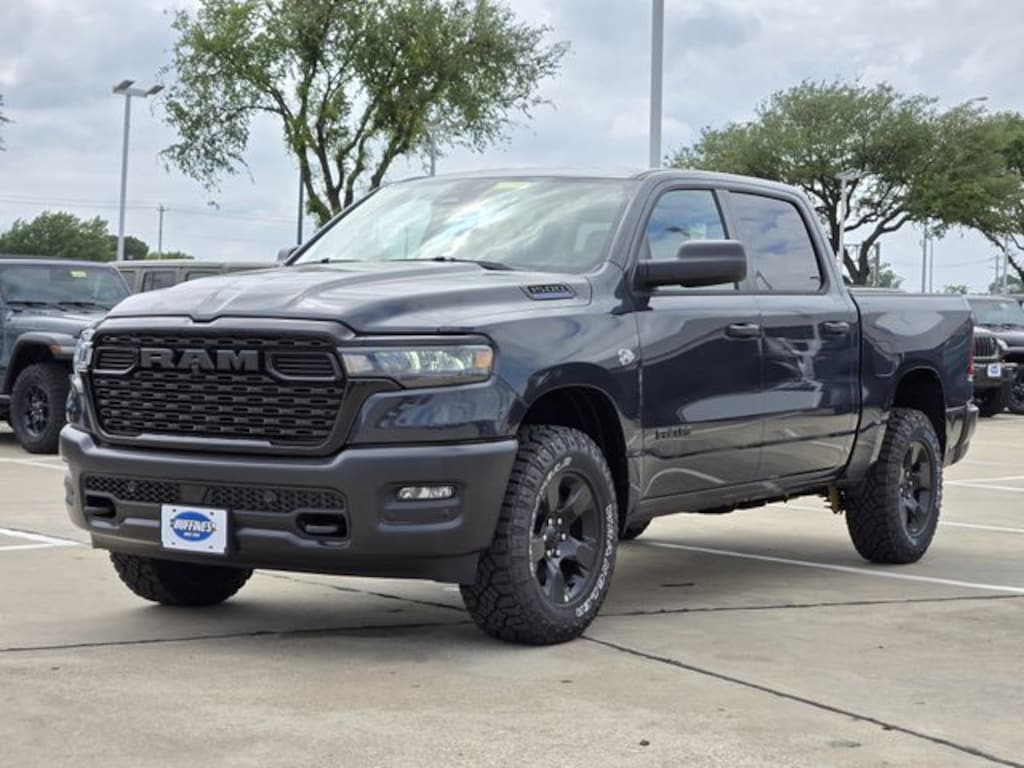 New 2026 Ram 1500 WARLOCK CREW CAB 4X4 5'7 BOX Pickup