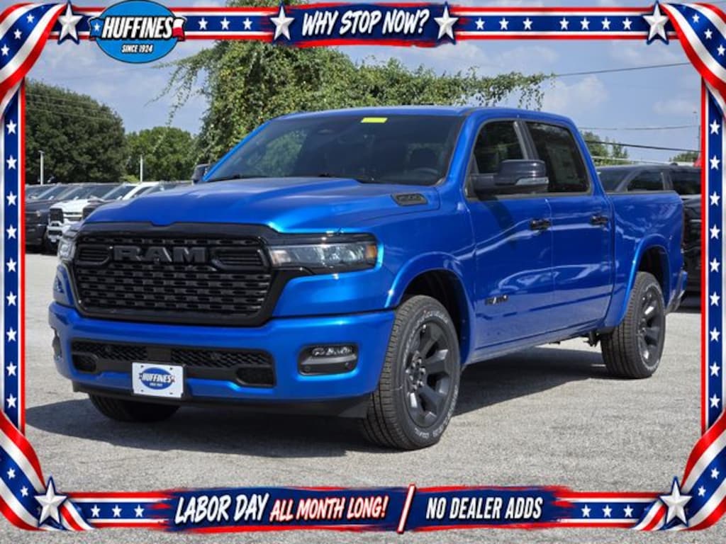 New 2026 Ram 1500 LONE STAR CREW CAB 4X2 5'7 BOX Pickup