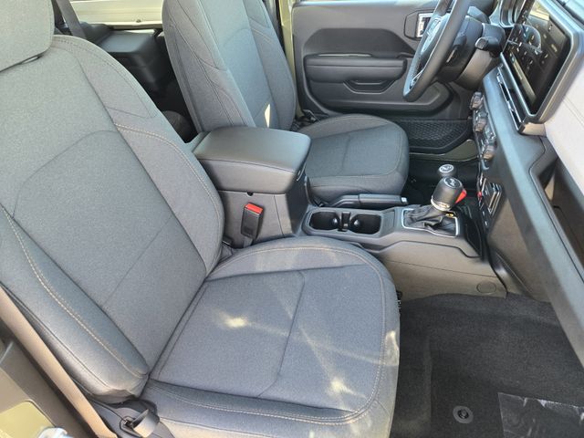 2026 Jeep Wrangler 2-Door Willys - Photo 11