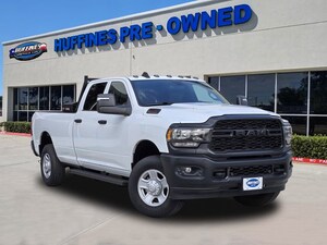 2023 Ram 3500 TRADESMAN CREW CAB 4X4 8' BOX Pickup