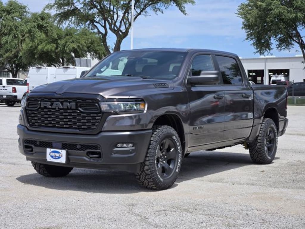 New 2026 Ram 1500 WARLOCK CREW CAB 4X4 5'7 BOX Pickup