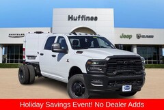 2026 Ram 3500 Chassis Cab TRADESMAN CREW   4X4 60' CA Pickup