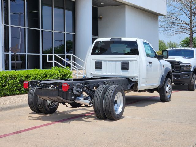 2024 Ram 5500 Tradesman photo 4