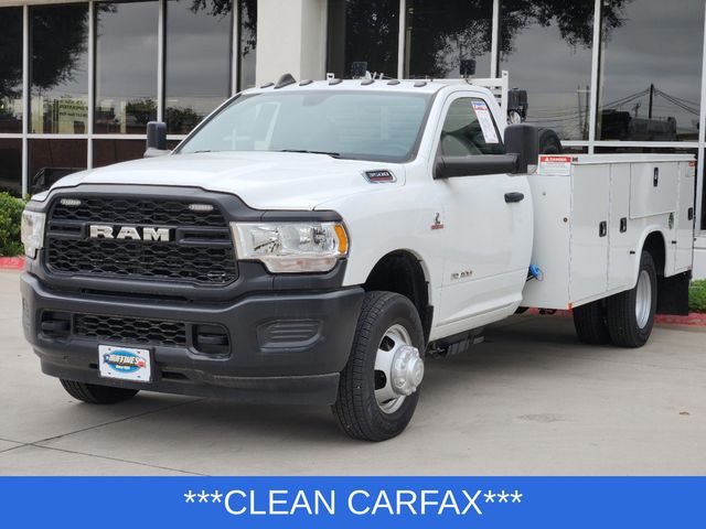 2022 Ram 3500 Tradesman photo 3