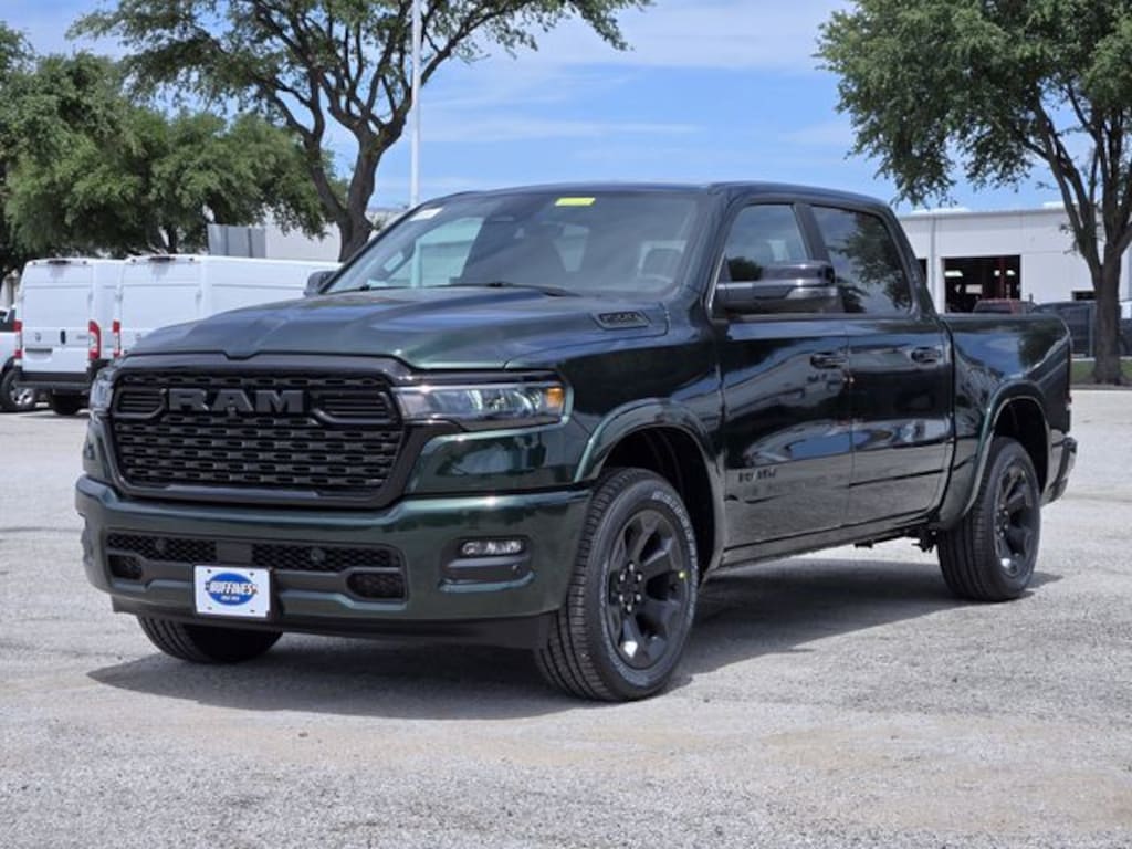 New 2026 Ram 1500 LONE STAR CREW CAB 4X2 5'7 BOX Pickup