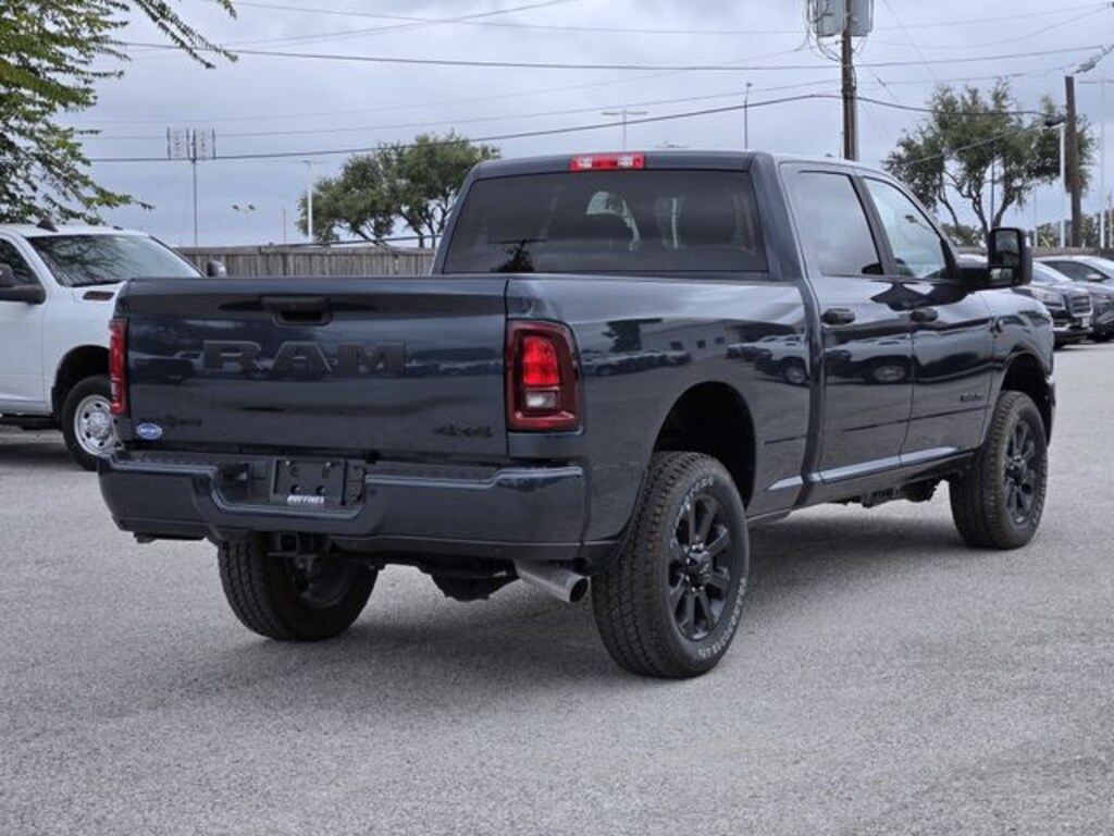 New 2026 Ram 2500 LONE STAR CREW CAB 4X4 6'4 BOX Pickup