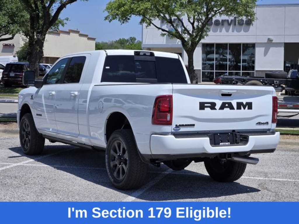 New 2026 Ram 3500 LARAMIE MEGA CAB 4X4 6'4 BOX Pickup