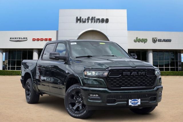New 2026 Ram 1500 BIG HORN CREW CAB 4X4 5'7 BOX