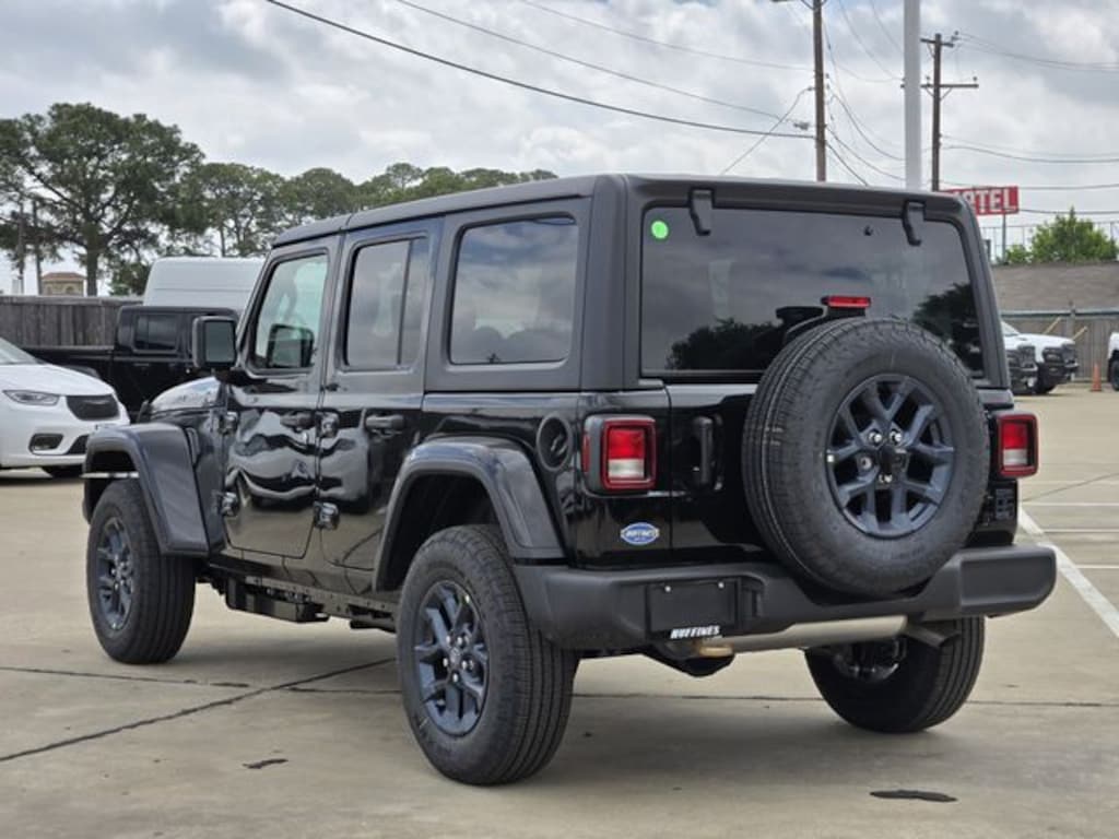 New 2026 Jeep Wrangler 4-DOOR 85TH ANNIVERSARY EDITION Sport Utility