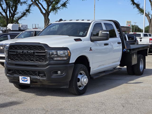 2024 Ram 2500 Tradesman photo 2