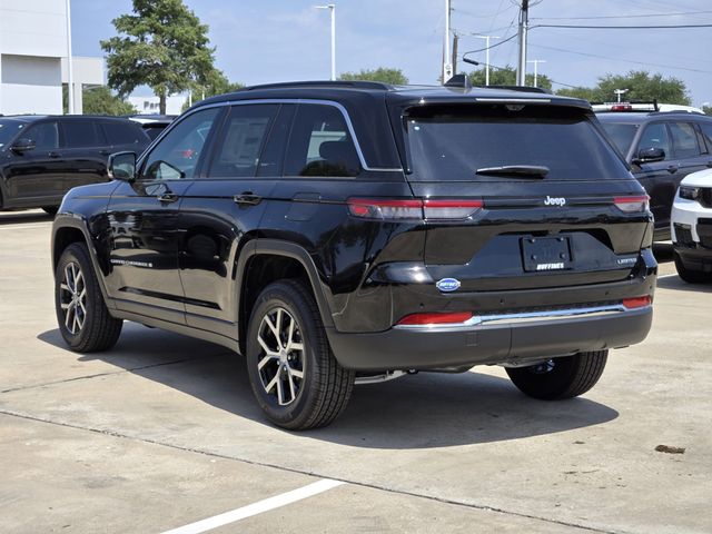 2025 Jeep Grand Cherokee Limited photo 2