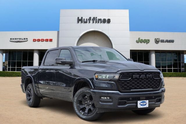 New 2026 Ram 1500 LONE STAR CREW CAB 4X4 5'7 BOX
