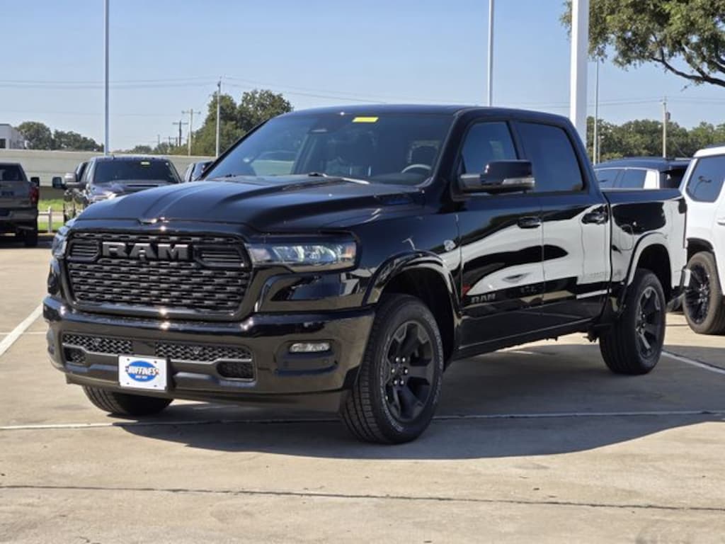 New 2026 Ram 1500 LONE STAR CREW CAB 4X4 5'7 BOX Pickup