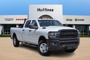 2023 Ram 3500 TRADESMAN CREW CAB 4X4 8' BOX Pickup