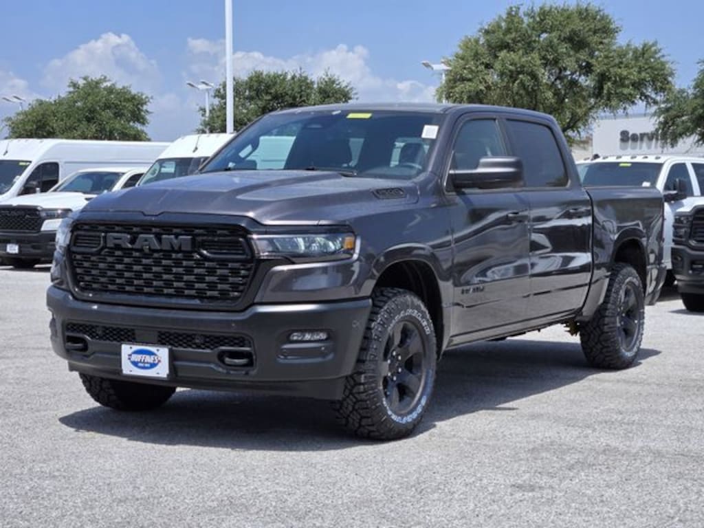 New 2026 Ram 1500 WARLOCK CREW CAB 4X4 5'7 BOX Pickup