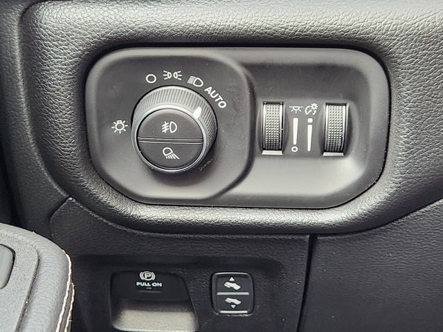 2026 RAM 1500 Laramie - Photo 17