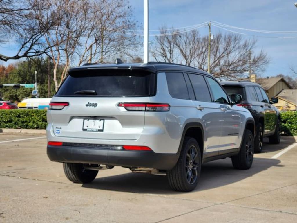 New 2025 Jeep Grand Cherokee L LIMITED 4X4 Sport Utility