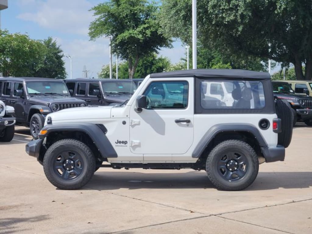 Used 2022 Jeep Wrangler Sport SUV