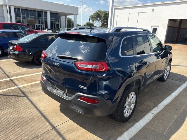 2018 Jeep Cherokee Latitude photo 3