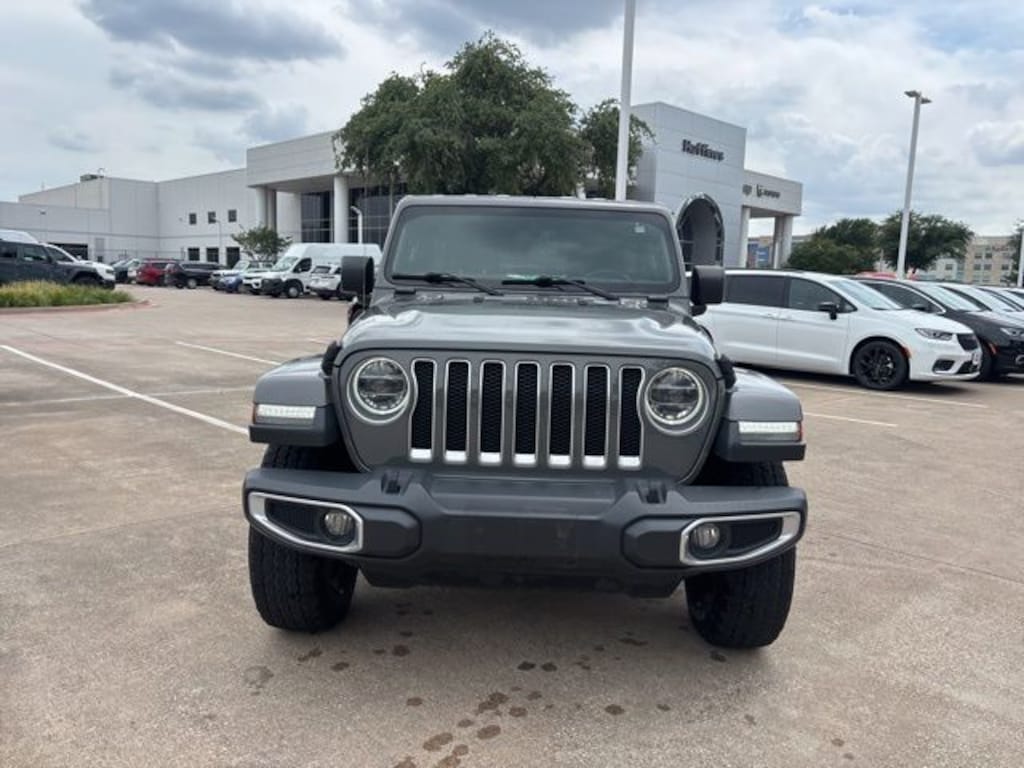 Used 2018 Jeep Wrangler Unlimited Sahara 4x4 SUV