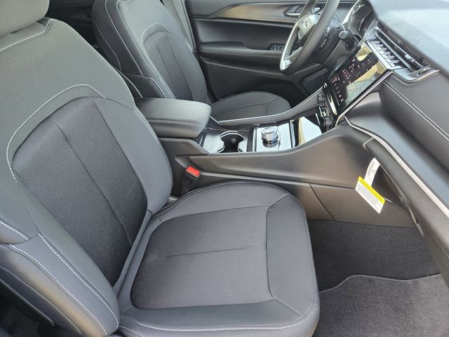 2025 Jeep Grand Cherokee Laredo - Photo 10