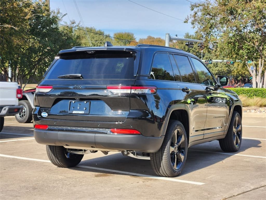 New 2025 Jeep Grand Cherokee LIMITED 4X4 Sport Utility