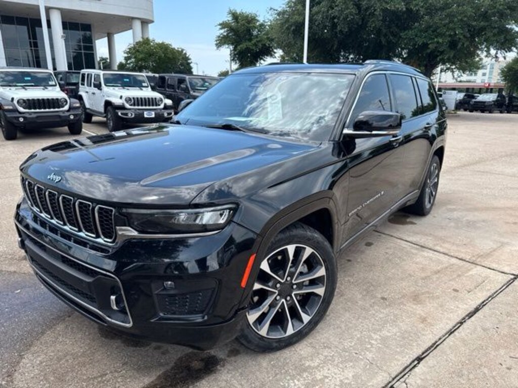 Used 2022 Jeep New Grand Cherokee Overland SUV