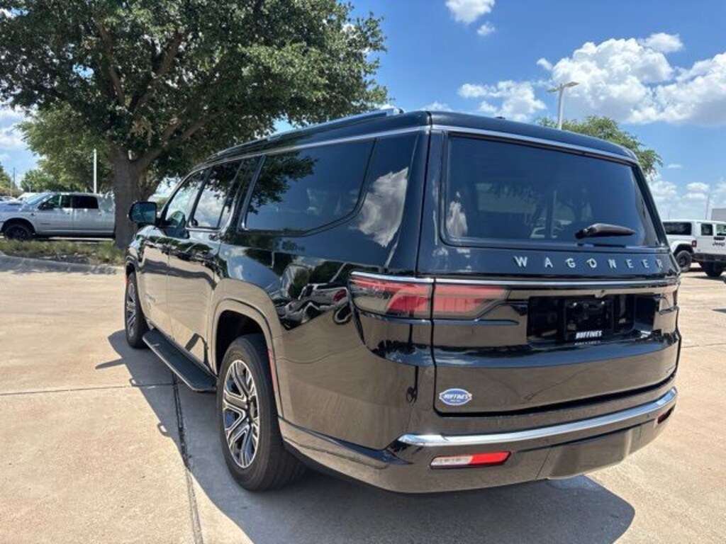 Used 2024 Jeep Wagoneer L Series II SUV